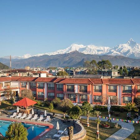 Hotel Pokhara Grande Esterno foto